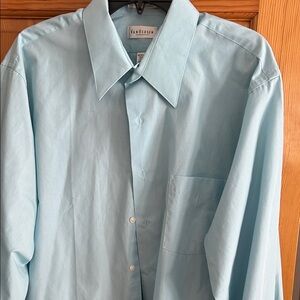 Van Heusen Men's Sky Blue Dress Shirt